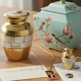 A Calm Guide to Cremation Urns, Keepsakes, and Memorial Jewelry: Planning What Comes Next