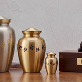 Choosing the Right Pet Urn Size Starts with Love and Understanding