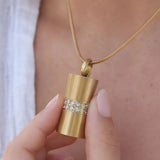 Cremation Jewelry & Keepsake Urns: Thoughtful Buying Guide
