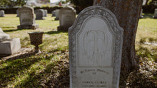 Headstone Quotes and Sayings: Choosing the Right Words for a Loved One’s Grave