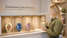 A Calm Guide to Cremation: Choosing Urns, Pet Memorials, Cremation Jewelry, and a Plan for the Ashes