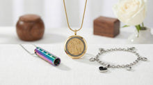 Best Cremation Necklaces for Ashes: Materials, Styles, and Buying Tips - Funeral.com, Inc.