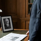 Black Armbands in Mourning: Where the Symbol Came From and How It’s Used Today - Funeral.com, Inc.