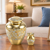 Cremation Choices That Feel Like Love: Urns, Keepsakes, Jewelry, and a Plan That Makes Room for Grief