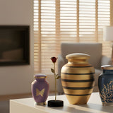 Cremation Today: Choosing the Right Urn, Keepsakes, and Jewelry, and Making a Plan You Can Live With - Funeral.com, Inc.