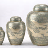 Cremation Urn Sizes and Materials: What Size Urn Do You Need (Adults, Pets, Keepsakes)? - Funeral.com, Inc.