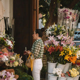 How Much Should I Spend on Flowers for a Funeral?