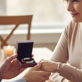 Keepsake Jewelry Gift Etiquette: When It’s Appropriate - Funeral.com, Inc.