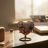 Keepsake Urns 101: Mini Urns, Sharing Ashes, Personalization, and Safe Display