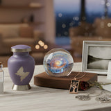Keepsakes Made From Cremation Ashes: 12 Meaningful Ideas (Jewelry, Art, and Beyond) - Funeral.com, Inc.