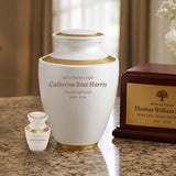 Personalized Cremation Urn Ideas for Mom (With Engraving Examples)