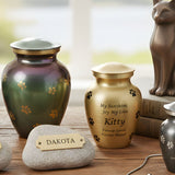 Pet Cremation Urns & Pendants: How to Choose the Right Memorial (With Style & Size Tips)