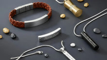 Choosing Cremation Jewelry and Memorials