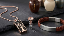 Cremation Jewelry: A Gentle Memorial Choice