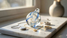 Cremation Jewelry & Memorial Urn Guide