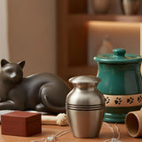 Guide to Pet Urns and Memorials