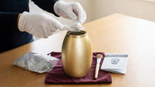 How to Fill a Cremation Urn: Practical Guide & Memorial Options