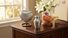 Keepsake Urns: A Guide to Sharing and Memorialization