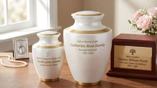 Meaningful Personalized Cremation Urn Ideas for Mom (With Engraving Inspiration)