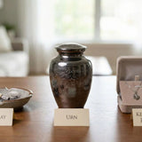Understanding Ash Holders: Urns, Keepsakes, and Cremation Choices