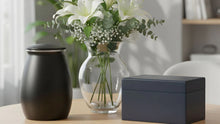 Urn vs Vase: What’s the Difference?
