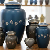 Urns, Keepsake Urns, and Cremation Jewelry: What’s the Difference?