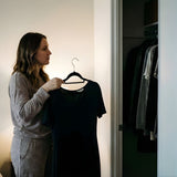 What to Wear to a Funeral: Women's Attire and Etiquette