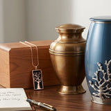 The Complete Guide to Choosing Cremation Urns for Your Loved Ones