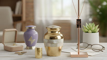 What Is a Keepsake Urn? Mini and Tiny Urn Sizes, Uses, and Buying Tips - Funeral.com, Inc.