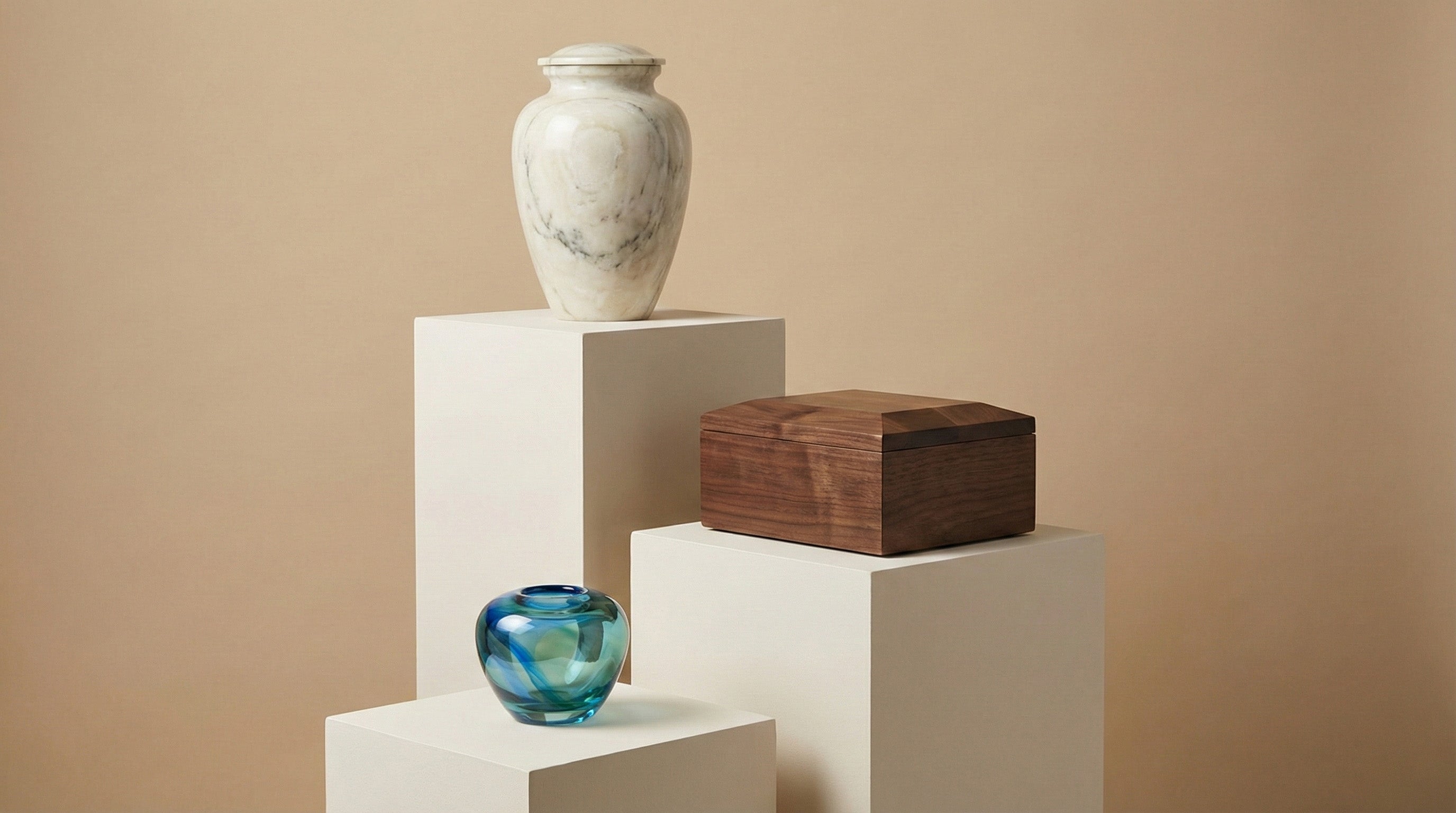 What Is an Urn? Meaning, Uses, and How Keepsake Urns Differ | Funeral ...