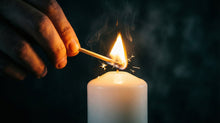 When Do You Light a Memorial Candle? Timing, Etiquette, and Personalized Candle Ideas