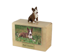 Urna de madera para mascotas con figura de terrier escocés sentado y portafotos de 10 x 15 cm