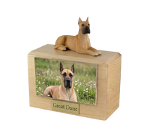 Urna de madera para mascotas con figura de terrier escocés sentado y portafotos de 10 x 15 cm