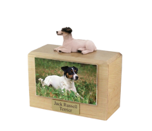 Urna de madera para mascotas con figura de terrier escocés sentado y portafotos de 10 x 15 cm