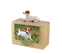 Urna de madera para mascotas con figura de terrier escocés sentado y portafotos de 10 x 15 cm