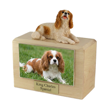 Urna de madera para mascotas con figura de border terrier sentado y portafotos de 10 x 15 cm