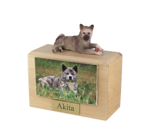 Urna de madera para mascotas con figura de border terrier sentado y portafotos de 8,9 x 12,7 cm