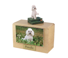 Urna de madera para mascotas con figura de border terrier sentado y portafotos de 8,9 x 12,7 cm