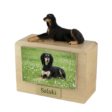 Urna de madera para mascotas con figura de saluki tumbado y portafotos de 10 x 15 cm