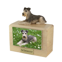 Urna de madera para mascotas con figura de Schnauzer acostado y portafotos de 4 x 6 pulgadas