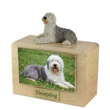 Urna de madera para mascotas con figura de terrier escocés sentado y portafotos de 10 x 15 cm
