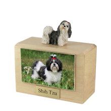 Urna de madera para mascotas con figura de terrier escocés sentado y portafotos de 10 x 15 cm