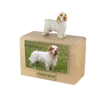 Urna de madera para mascotas con figura de terrier escocés sentado y portafotos de 10 x 15 cm