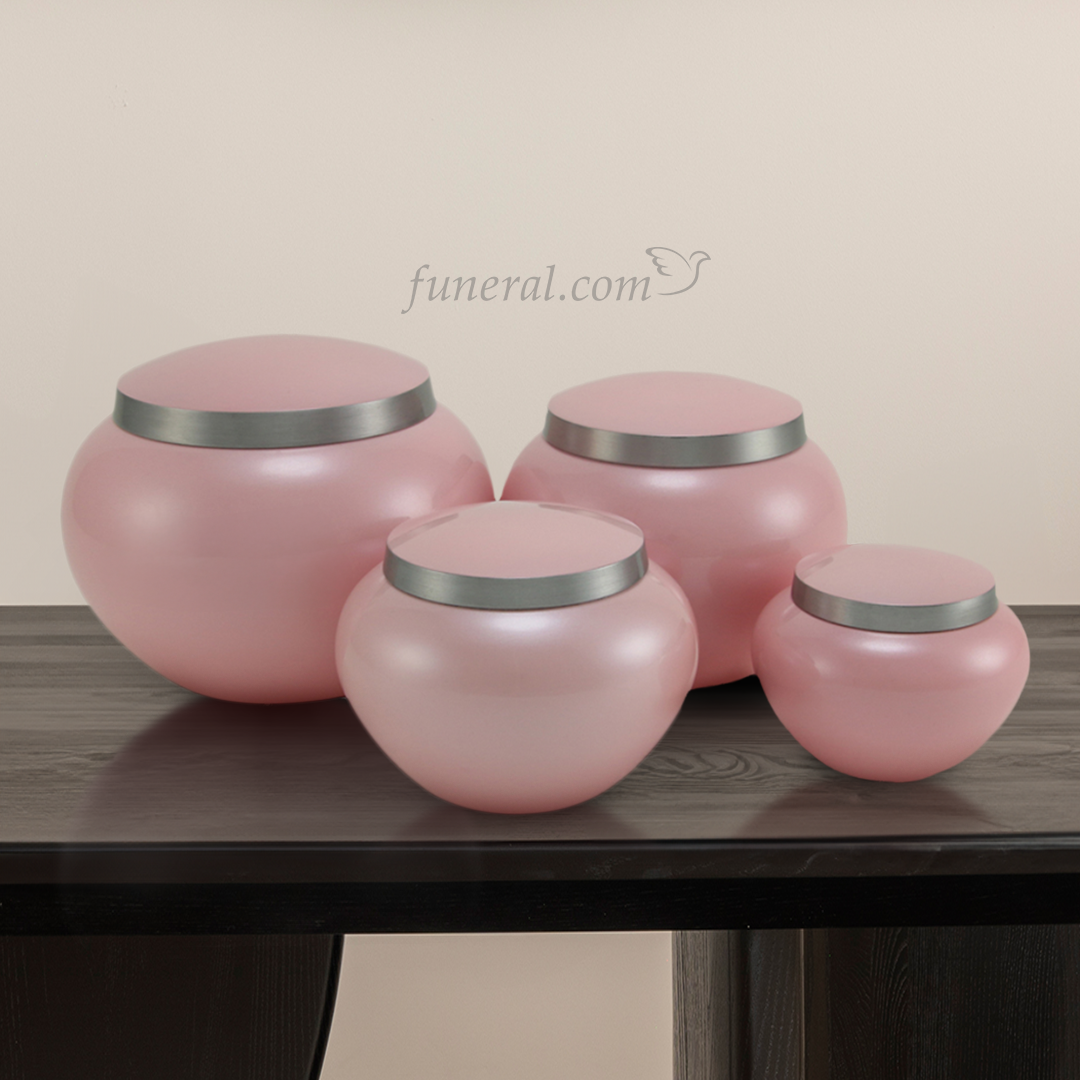 Noah Pink Large Pet Urn Set