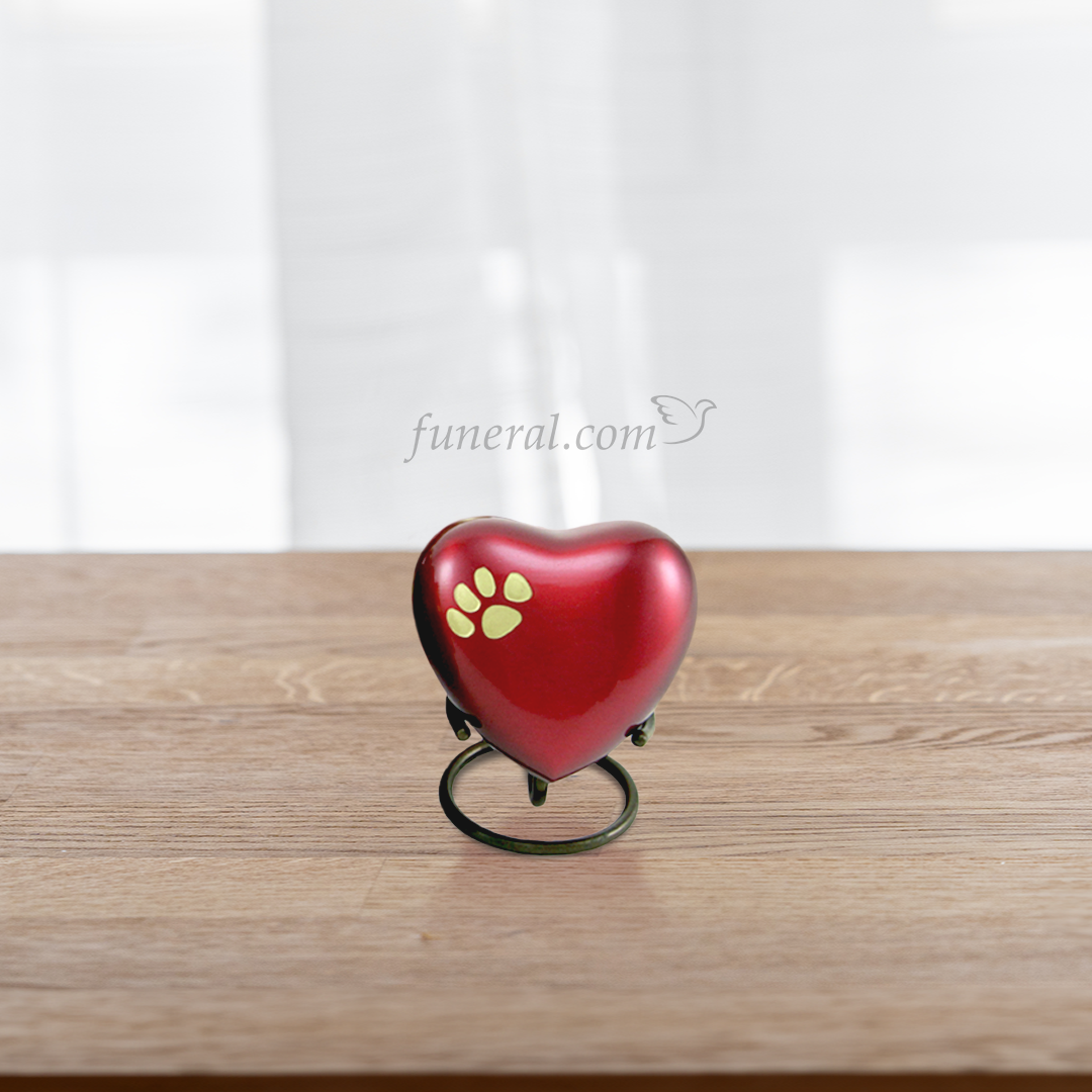 Noah Crimson Heart Pet Keepsake Urn