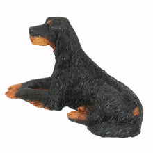 Gordon Setter, Lying Down Figurine Pet Cremation Urn - Funeral.com, Inc.